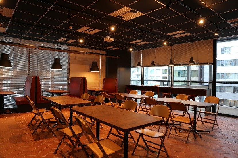 事例付 流行の社内カフェ オフィス カフェスペースで作業効率アップ Work Life